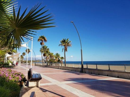 Apartamento Playa Εστεπόνα Εξωτερικό φωτογραφία